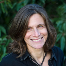 Photo of Dr. Jess Tracy